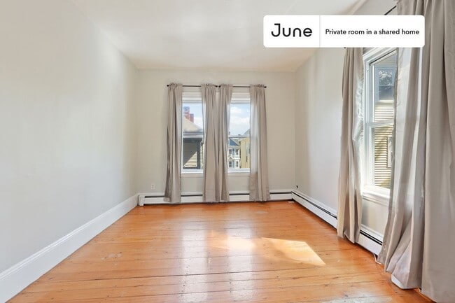 Photo - Room in Shared 3 bed/1 bath home Unit C