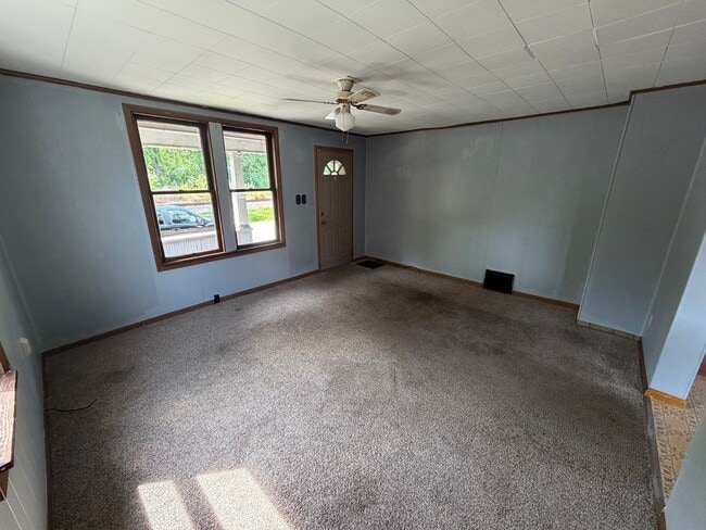 Building Photo - 412-412 1/2 Unit 412 Buckeye