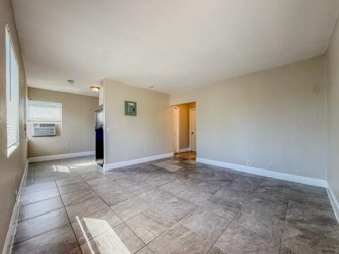 Building Photo - 1010 9th St Unit #6