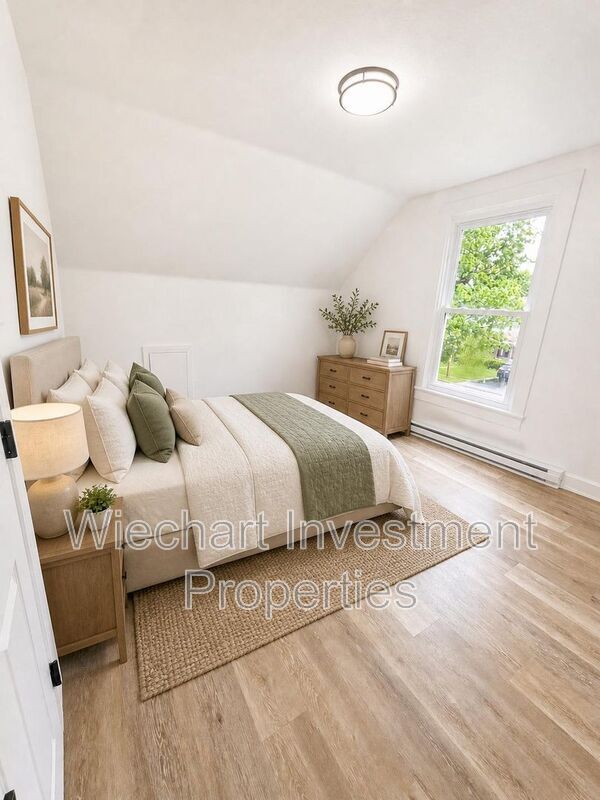 Photo - 358 Cherry St
