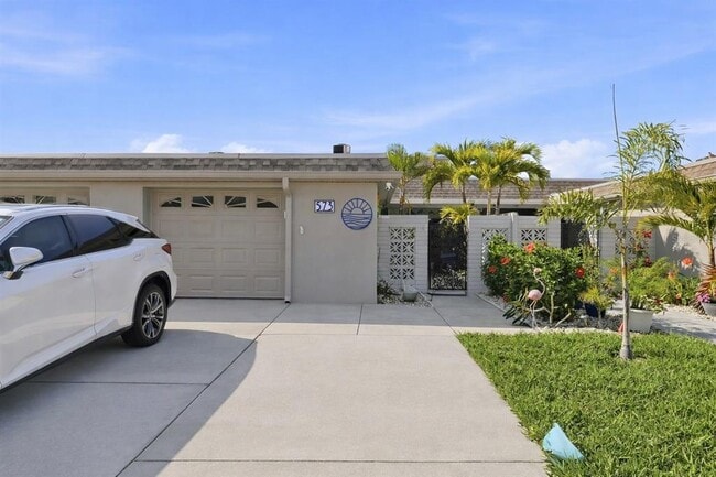 Photo - 573 Boca Ciega Point Blvd N