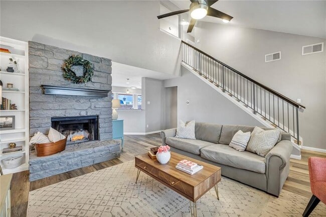 Photo - 1808 Sylvia Ln