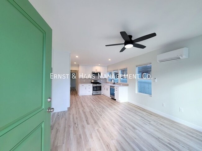 Photo - 1107 E. Broadway-