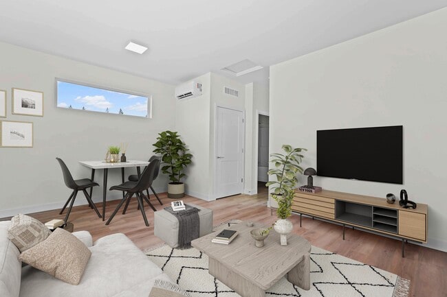 Building Photo - Residences at McCormick Village Rental