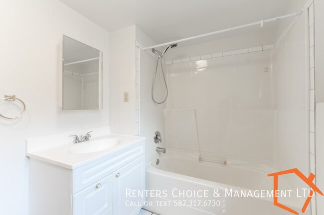 Photo - Basement Suite With Assiged Parking, UTILITIES INCLUDED