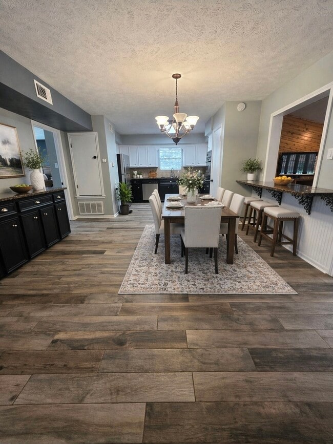 Photo - 1844 Rollingwood Dr