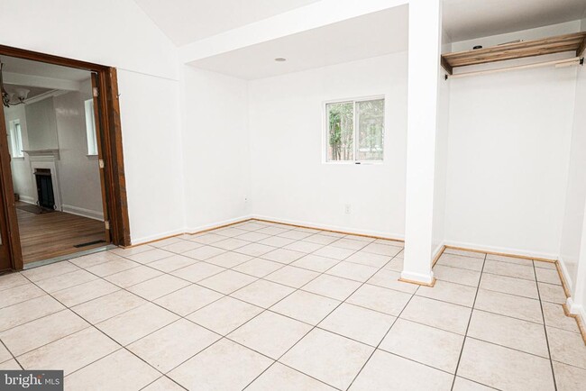 Photo - 3242 Holly Hill Dr