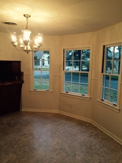 Photo - Country Club Dr.