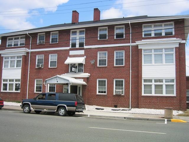 Primary Photo - Towne Center Apartments