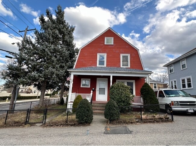 Building Photo - 31 Francis Ave