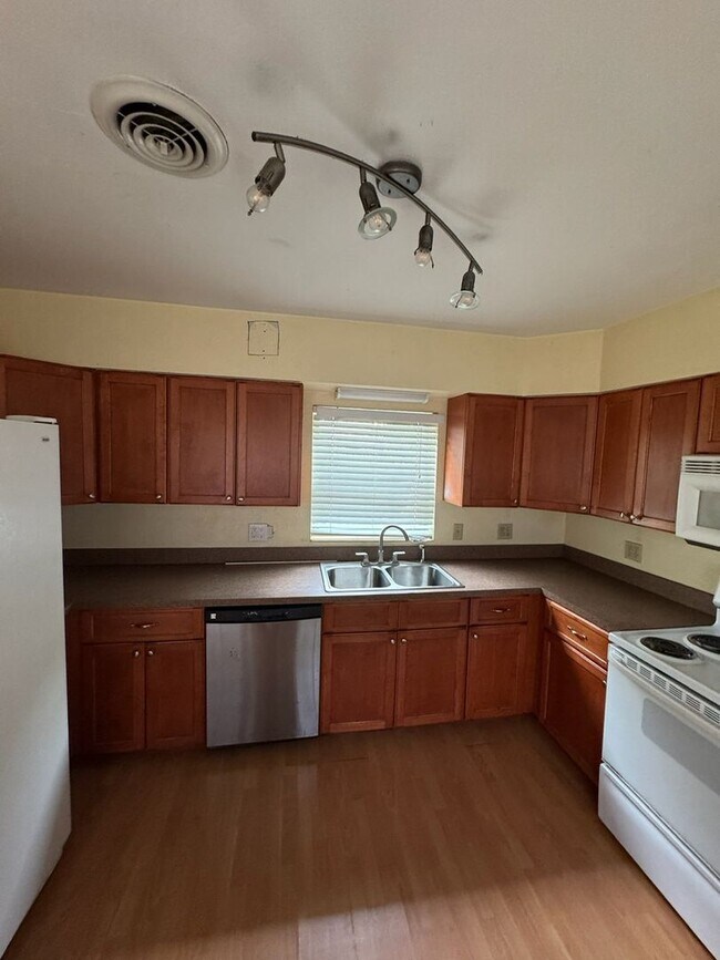 Photo - Charming 3-Bedroom Bungalow in the Heart o...