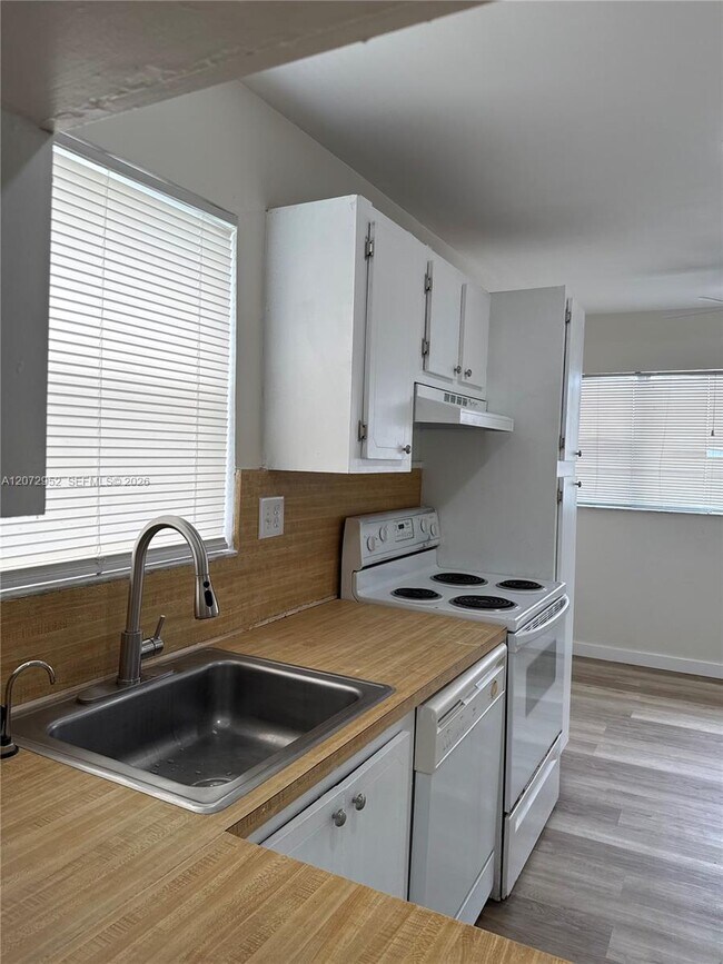 Photo - 8380 Sands Point Blvd Unit J310