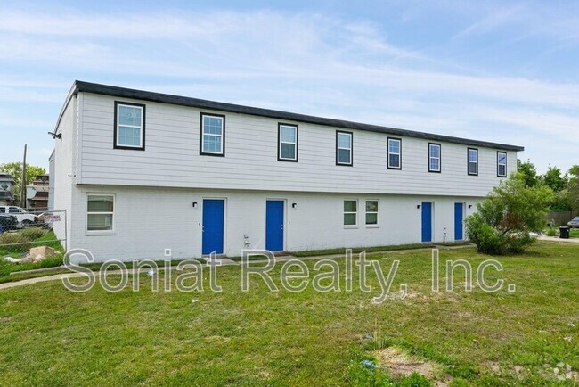 Building Photo - 7750 N Coronet Ct Rental