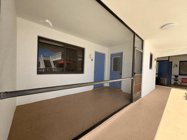 Photo - 305 SE 9th Ave Unidad 4