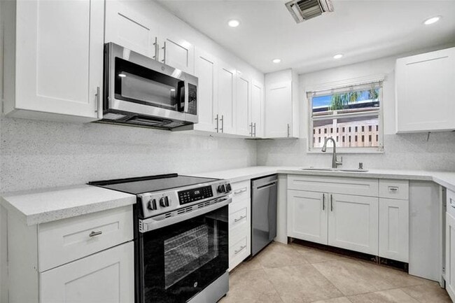 Photo - 2802 NE 15th Ave
