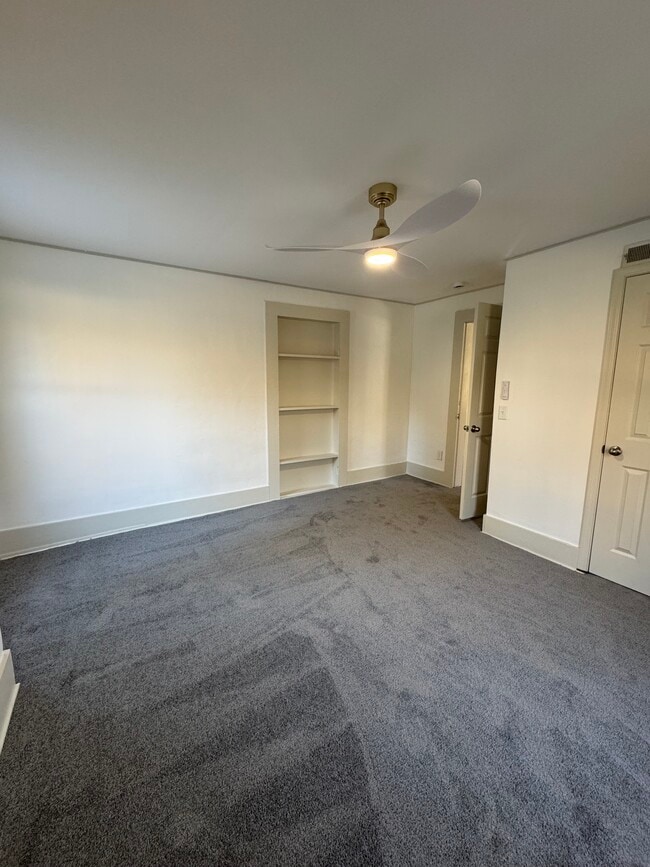 Photo - 815 N Ridge Ave