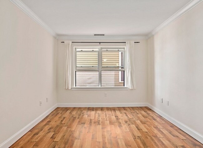 Photo - 327 Centre St Unit 203