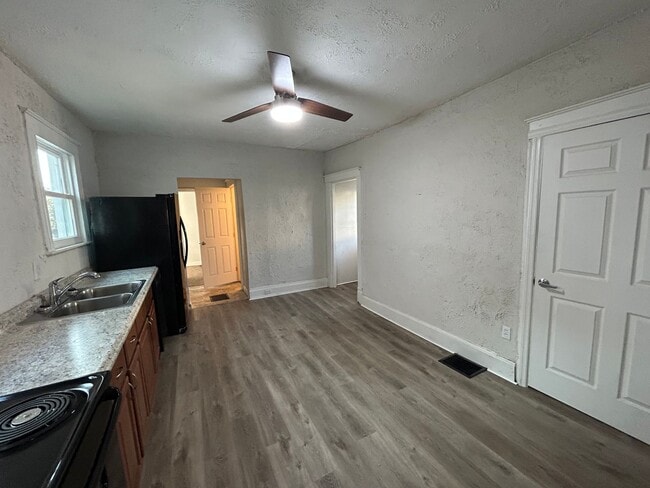 Photo - Newly Updated 3 bedroom 1.5 Bath in Cheviot