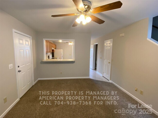 Photo - 501 Martin Cir Unit A
