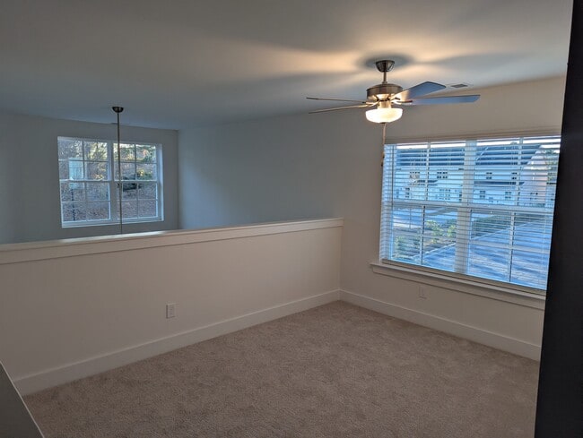 Photo - 600 Wetherbrooke Way