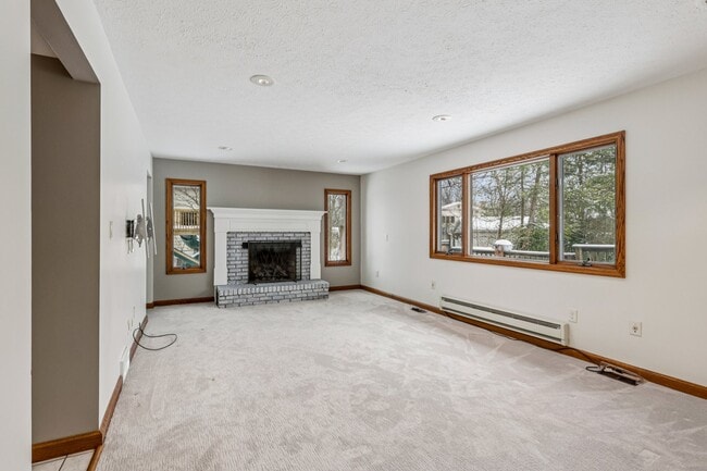 Photo - 6235 Sunnywood Dr