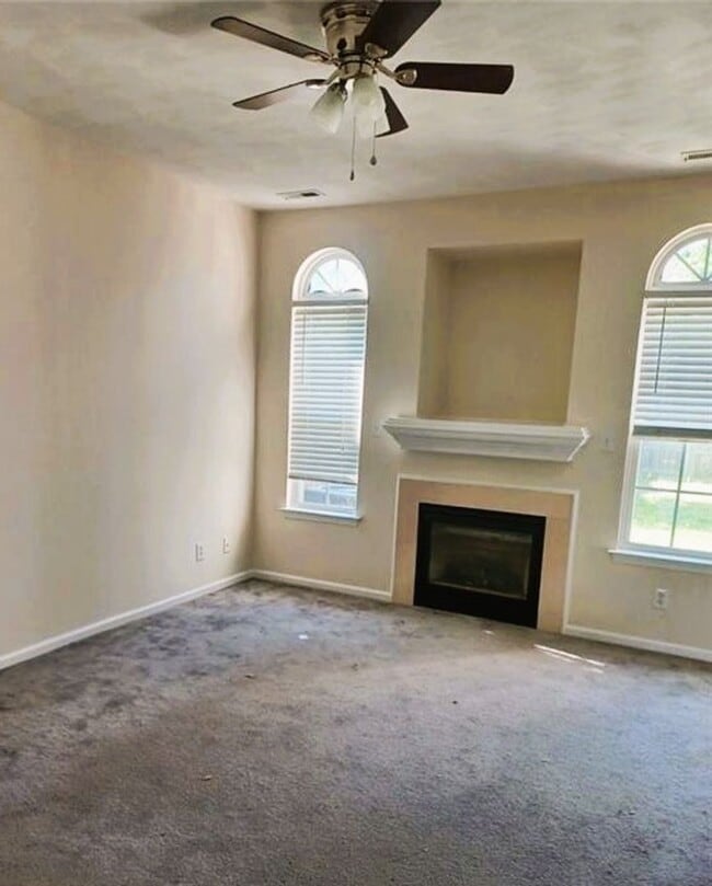 Photo - Woodbridge Pointe