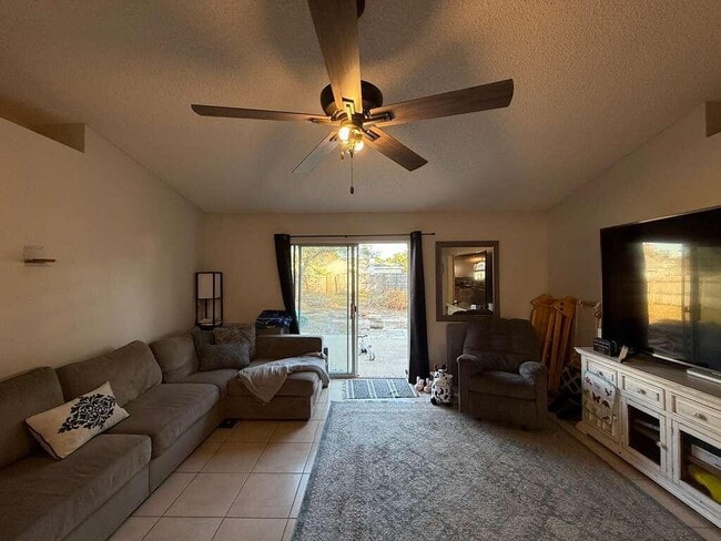 Photo - 2722 Shalimar Dr