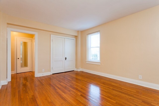 Photo - Fairmont Apartments