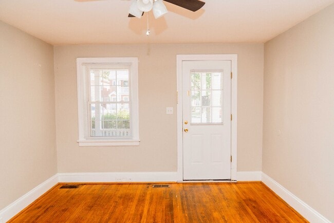 3411 Stuart Ave Unit #1st Fl