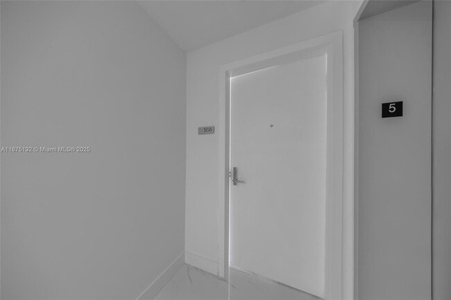Photo - 700 NE 24th St Unit 506