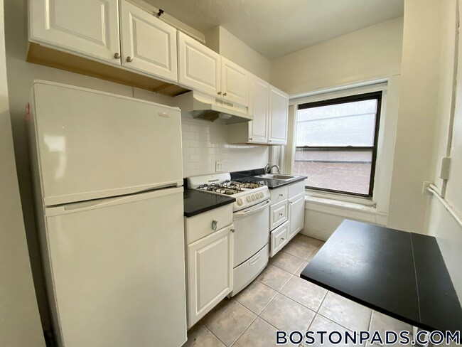 Photo - 91 Westland Ave Apartment Unit 219