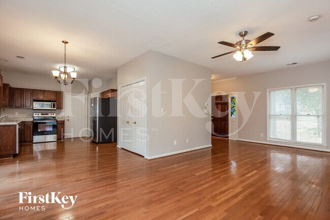 Photo - 11009 S Ford Rd