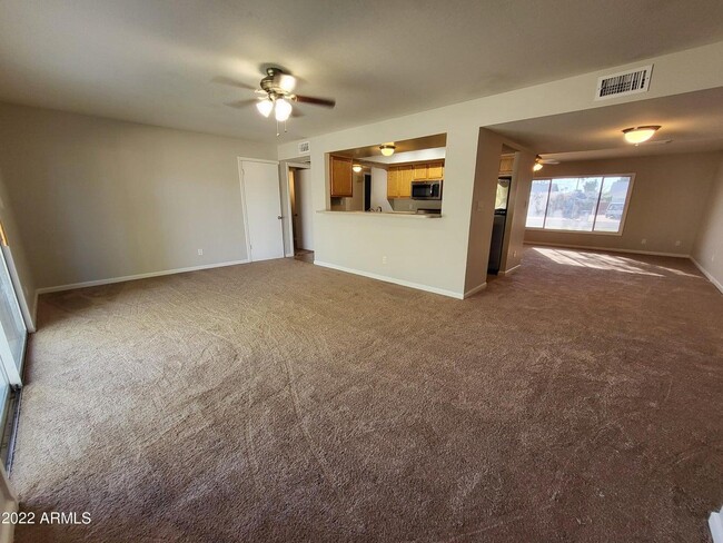 Photo - 3719 S Elm St