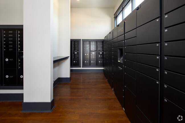 Mail Center