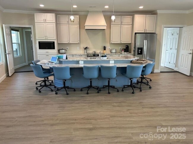 Photo - 4897 Kiser Island Rd