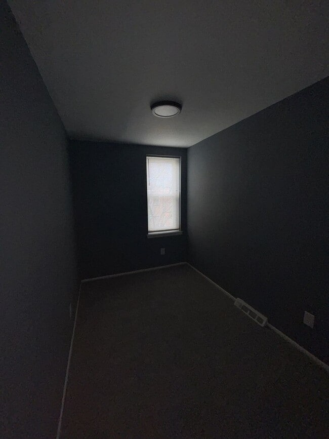 Photo - 2630 W Franklin St