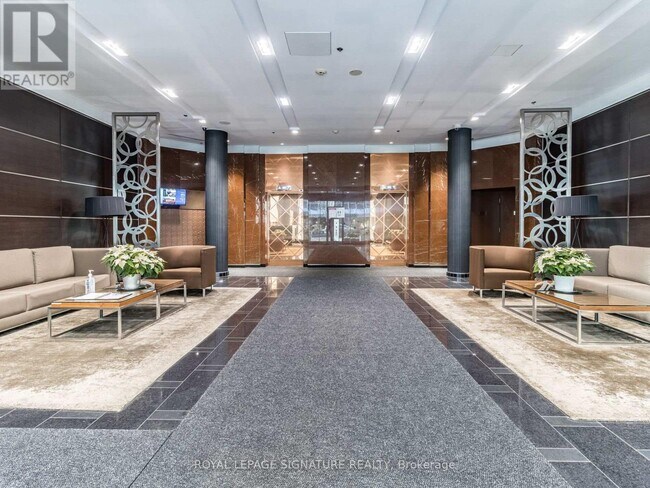 Photo - 55 Bloor St E Unit 203