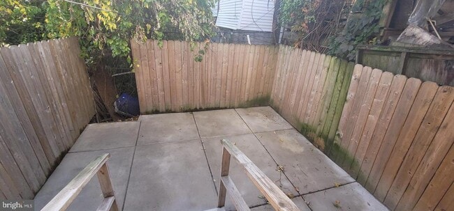 Photo - 423 N 52nd St