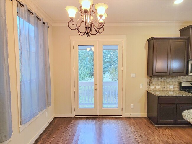 Photo - 1237 Hobbs Reach Ln