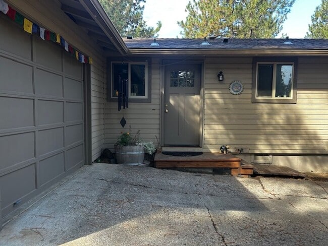 Photo - Cozy 3-Bedroom in Beautiful Tollgate!