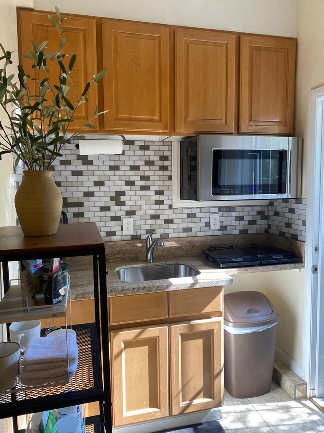 Kitchenette - 21555 Calle Monaco Apartment Unit 1