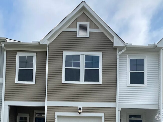 Building Photo - 251 Paramount Dr Rental
