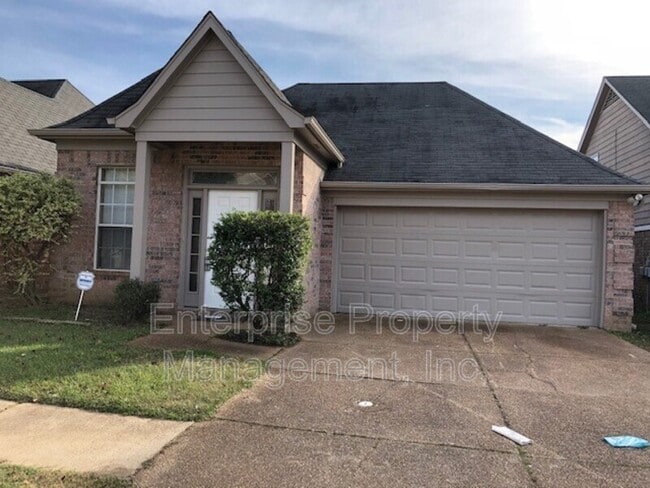 Building Photo - 6833 Kamali Ave