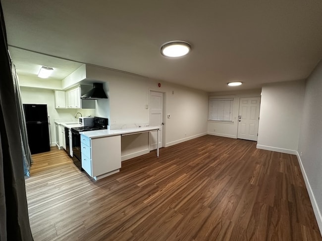1370 High St Unit #A