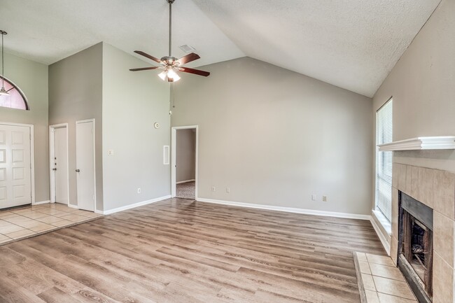 Photo - 1055 Margate Dr