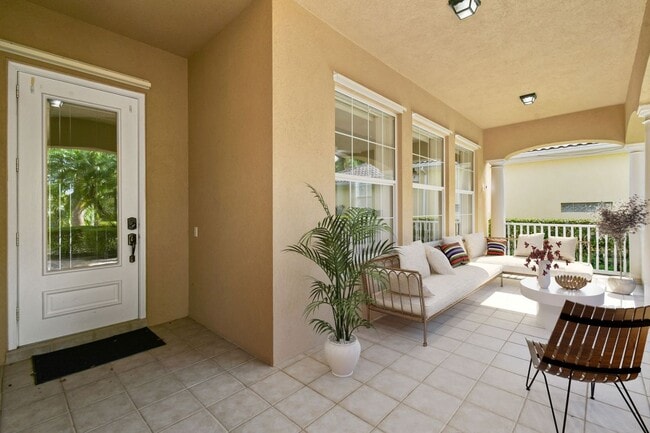 Photo - 11325 SW Olmstead Dr