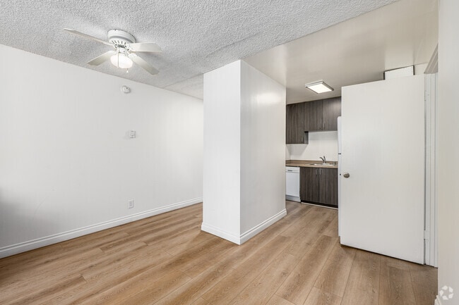 2BR, 2BA - unit 335-950 SF - Dining Room