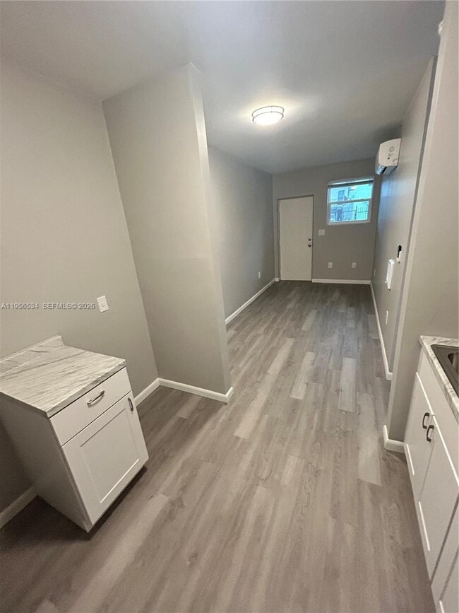 Photo - 1740 NW 1st Pl Unit 2