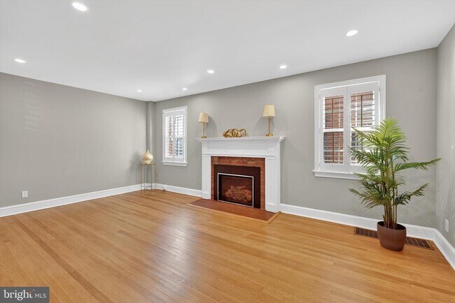 Building Photo - 7819 12th St NW Rental