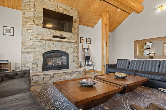 Photo - 2612 Ski Trail Ln Unit SI ID1564305P